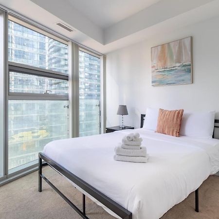 Exclusive Downtown 2Bed Suites โตรอนโต ภายนอก รูปภาพ