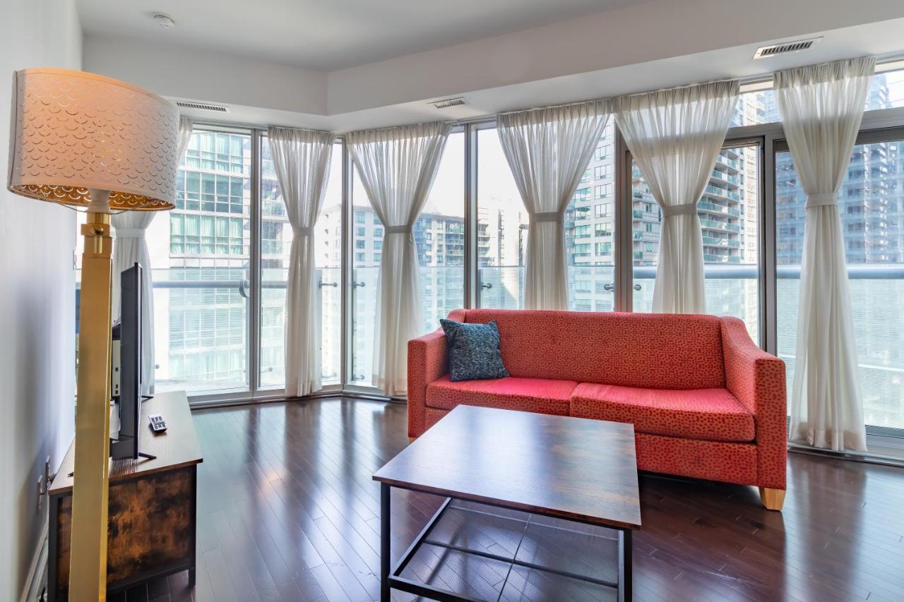Exclusive Downtown 2Bed Suites โตรอนโต ภายนอก รูปภาพ